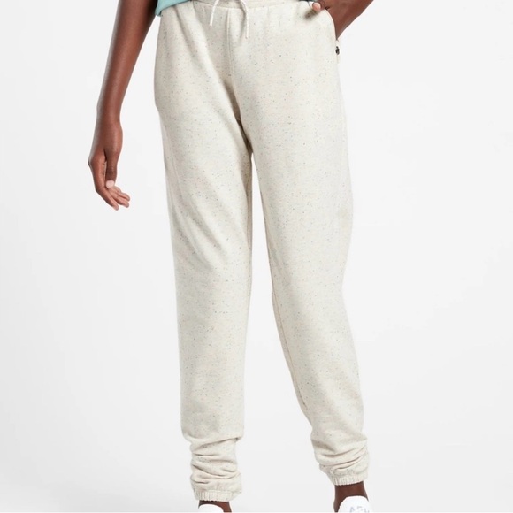 Athleta Other - NWT Athleta Girl Warm Up Textured Joggers Sweatpants Grey M/8